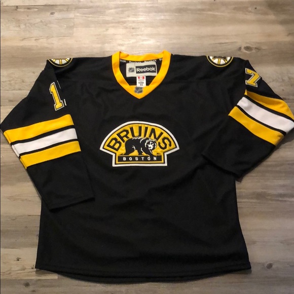 lucic jersey